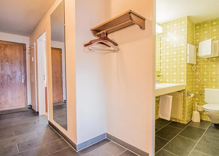 Rothornblick 46 By Arosa